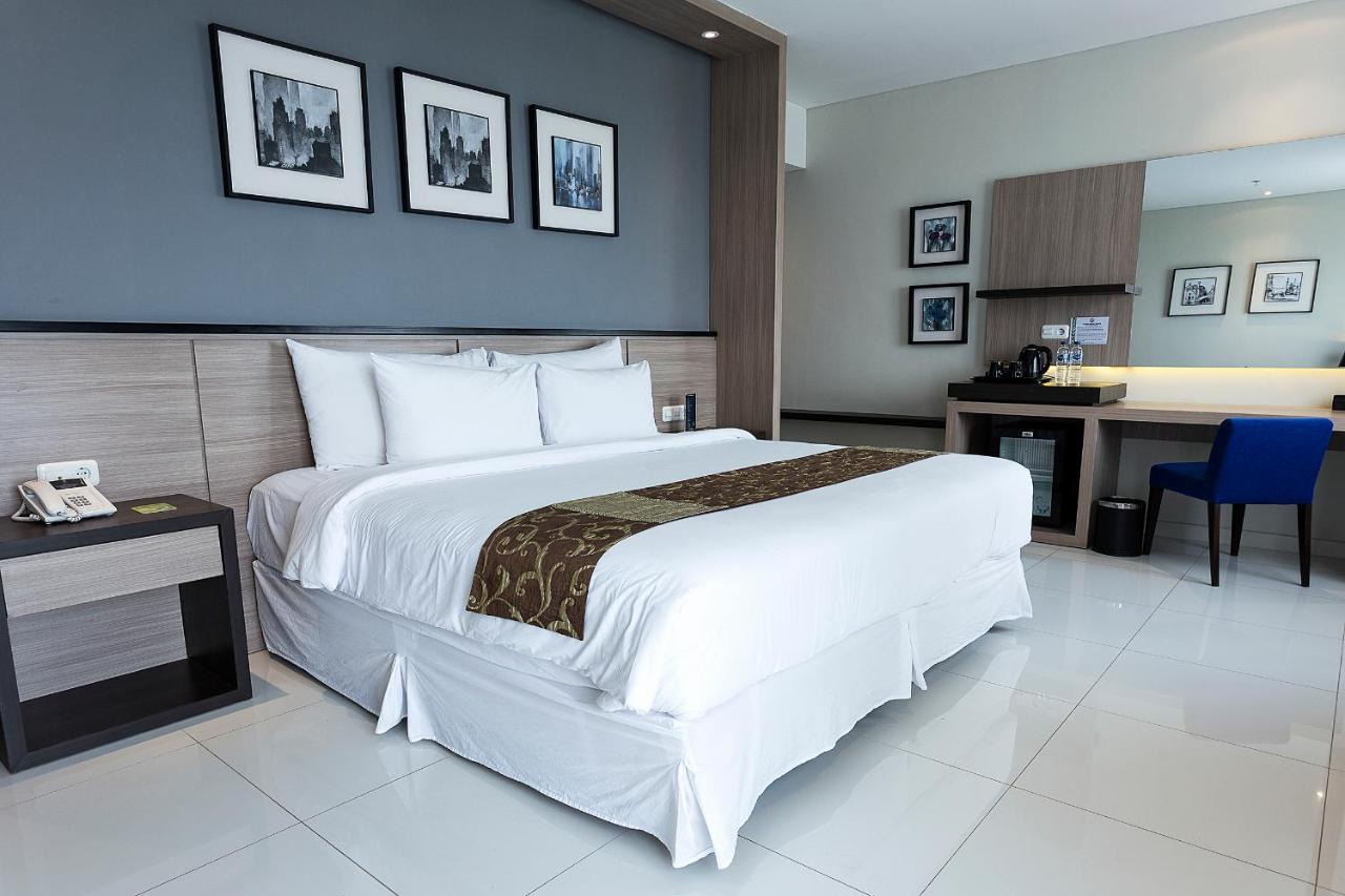 Montana Premier Senggigi Hotel Buitenkant foto